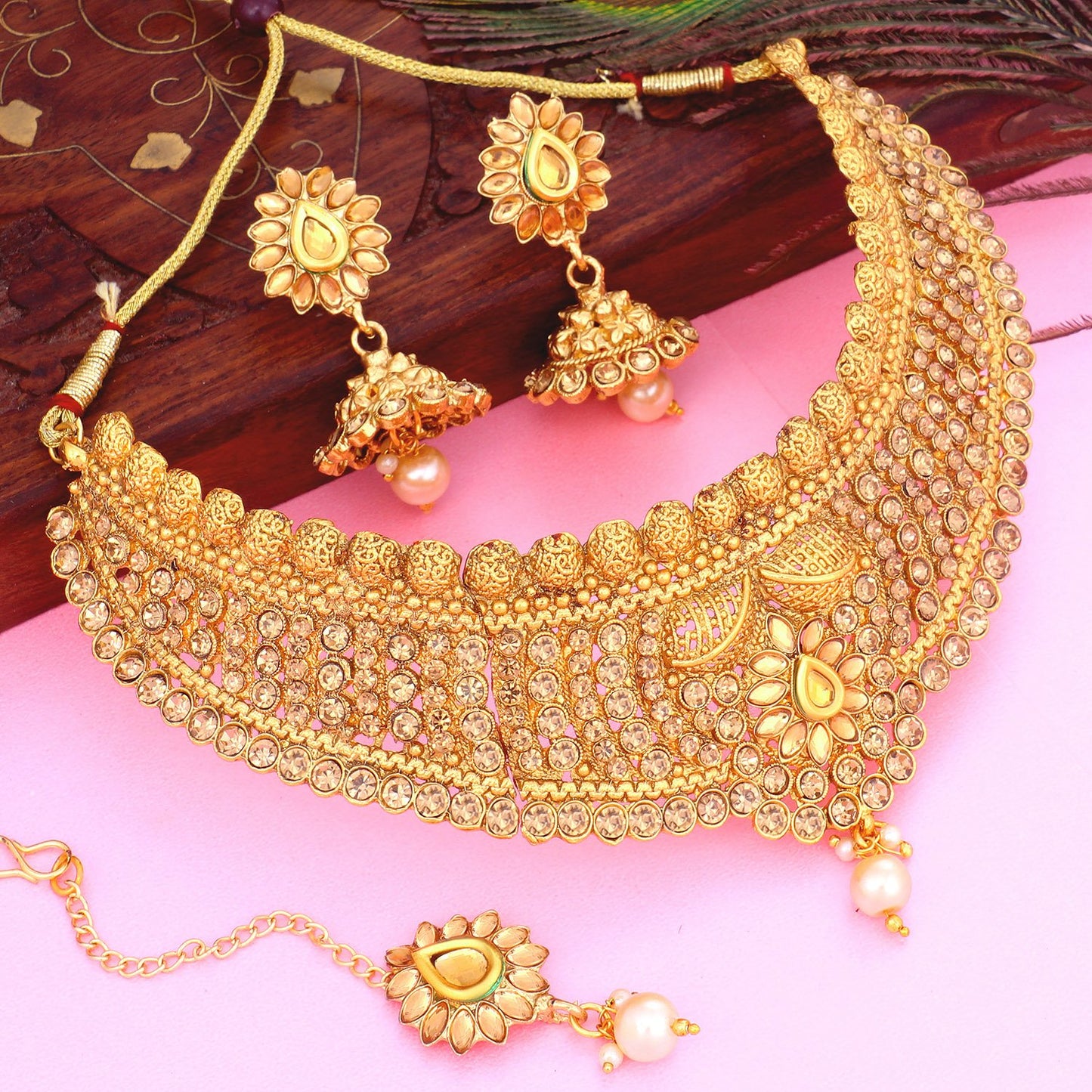 Sukkhi Dazzling Floral Gold Plated LCT Necklace Set for Women